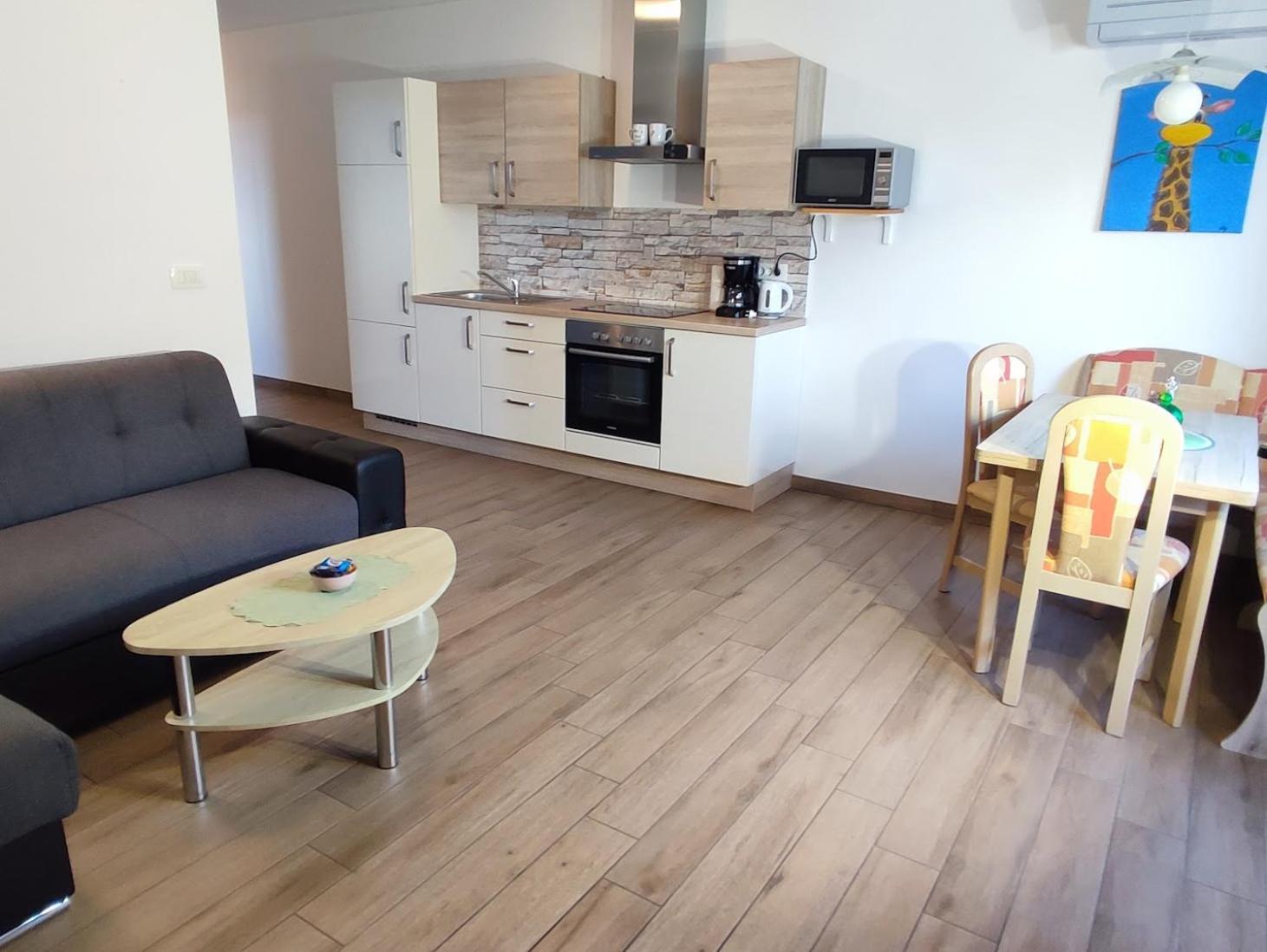 Apartments And Wellness Jelovca Radovljica Luaran gambar