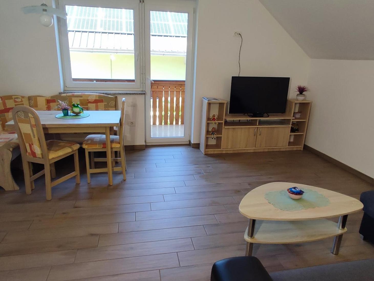 Apartments And Wellness Jelovca Radovljica Luaran gambar