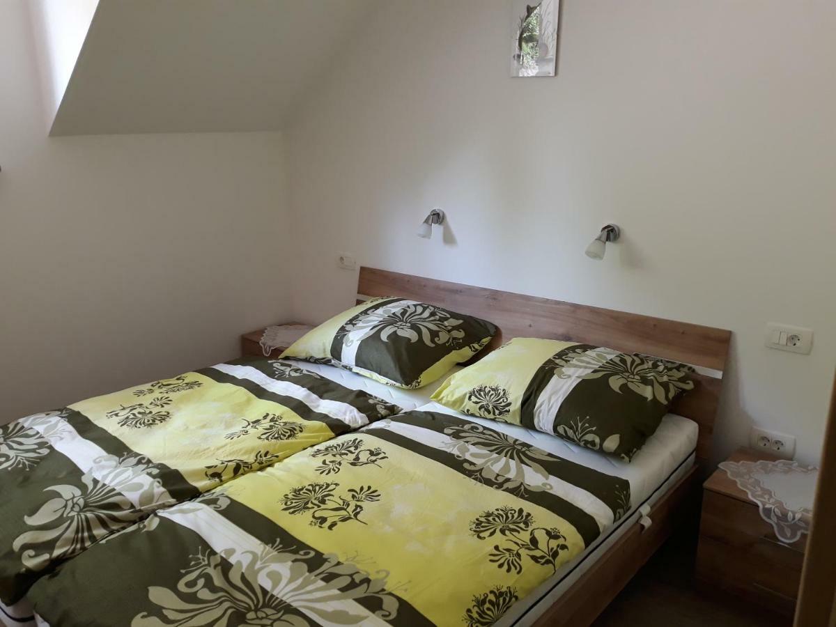 Apartments And Wellness Jelovca Radovljica Luaran gambar